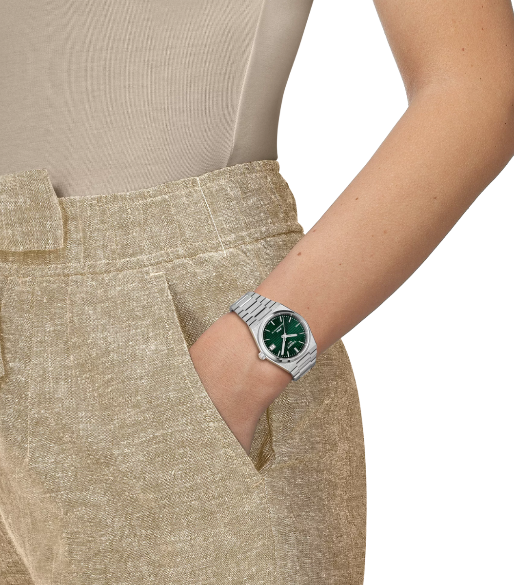 Tissot wrist Watch model T1372071109100 - Image 3